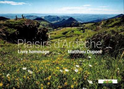 plaisir-dardeche-livre- chalets darbres plaisir-dardeche-livre-